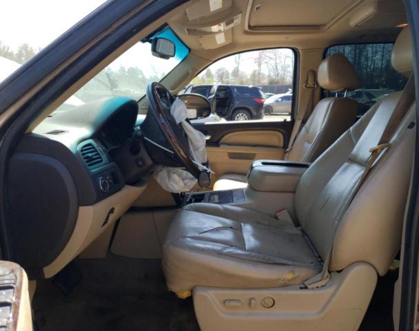 Photo 7 from auction – 2011 GMC YUKON DENA with VIN 1GKS2EEF4BR240796