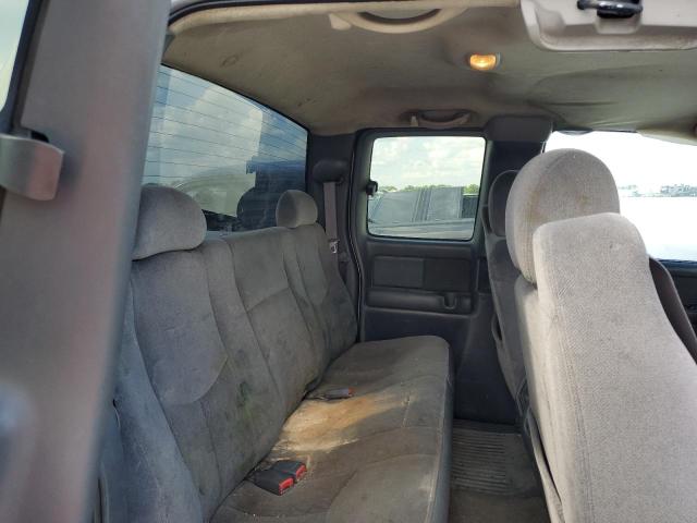 Photo 10 from auction – 2003 GMC SIERRA C25 with VIN 1GTHC29U23E116397