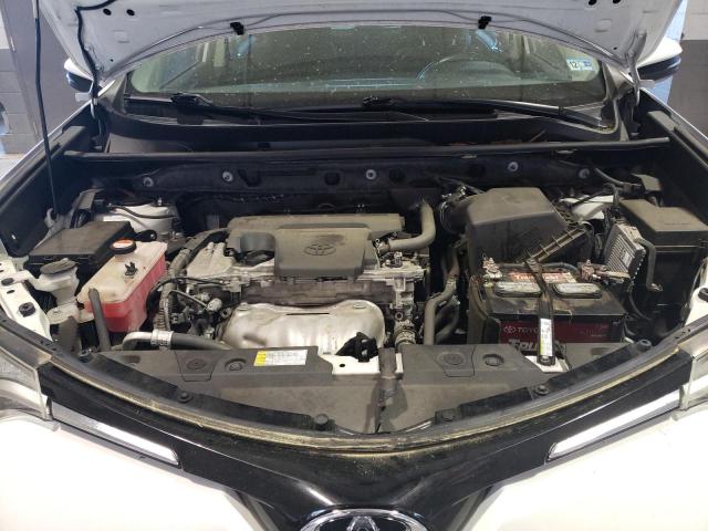 Photo 12 from auction – 2016 TOYOTA RAV4 XLE with VIN JTMWFREV3GJ072140