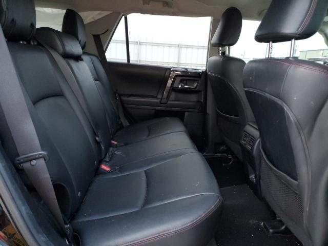 Photo 11 from auction – 2020 TOYOTA 4RUNNER SR with VIN JTEBU5JR3L5822172