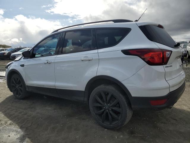 Photo 2 from auction – 2019 FORD ESCAPE SE with VIN 1FMCU0GD4KUB30221