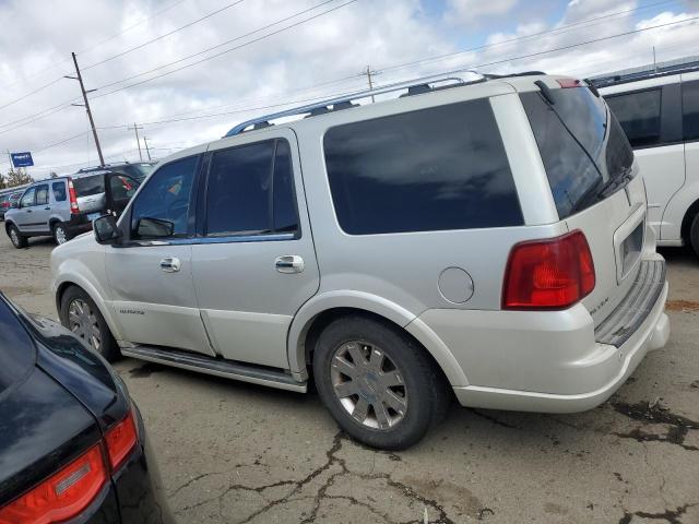 Photo 2 from auction – 2005 LINCOLN NAVIGATOR with VIN 5LMFU27585LJ07940