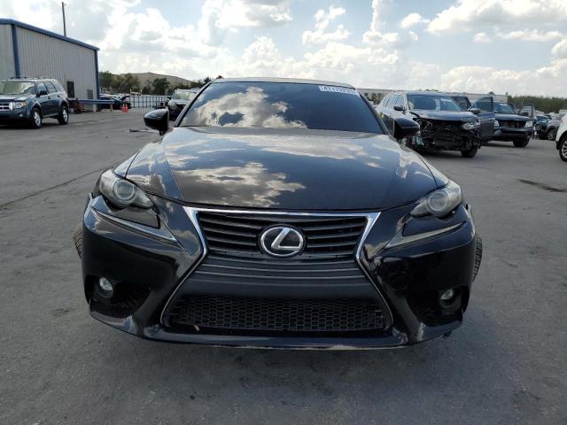Photo 5 from auction – 2016 LEXUS IS 200T with VIN JTHBA1D22G5010371