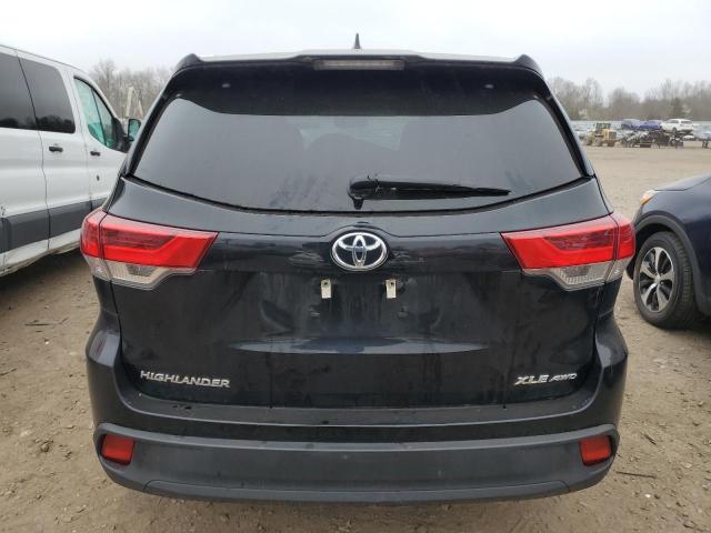 Photo 6 from auction – 2018 TOYOTA HIGHLANDER with VIN 5TDJZRFH9JS915214