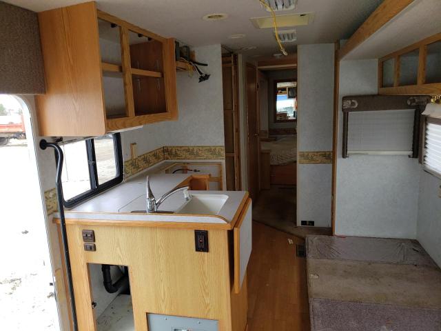 Photo 9 from auction – 2001 WINNEBAGO BRAVE with VIN 1FCNF53S510A18722