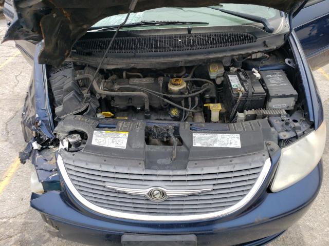 Photo 11 from auction – 2002 CHRYSLER TOWN & COU with VIN 2C8GP74L42R587866
