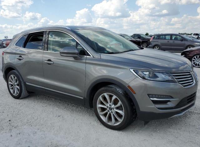 Photo 4 from auction – 2016 LINCOLN MKC SELECT with VIN 5LMCJ2C90GUJ15497
