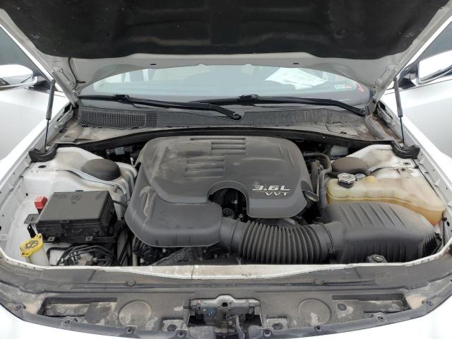 Photo 11 from auction – 2017 CHRYSLER 300C with VIN 2C3CCAEG3HH663154
