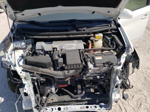 Photo 11 from auction – 2014 TOYOTA PRIUS with VIN JTDKN3DU2E1767875