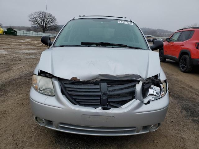 Photo 5 from auction – 2005 DODGE GRAND CARA with VIN 2D4GP44L85R432695