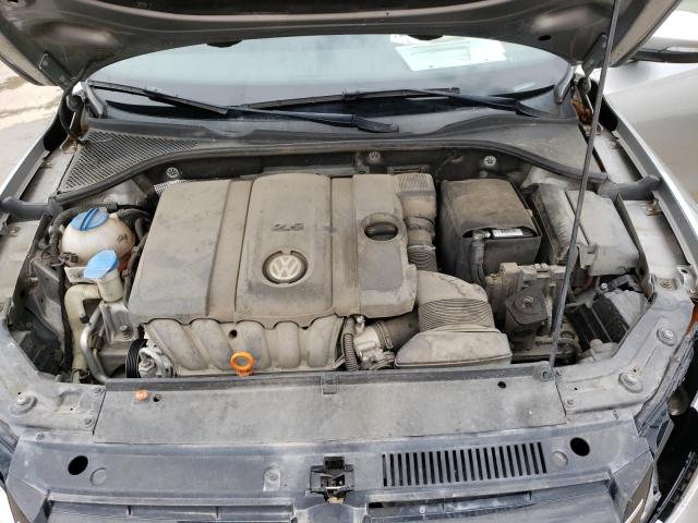 Photo 11 from auction – 2012 VOLKSWAGEN PASSAT SE with VIN 1VWBH7A36CC097997