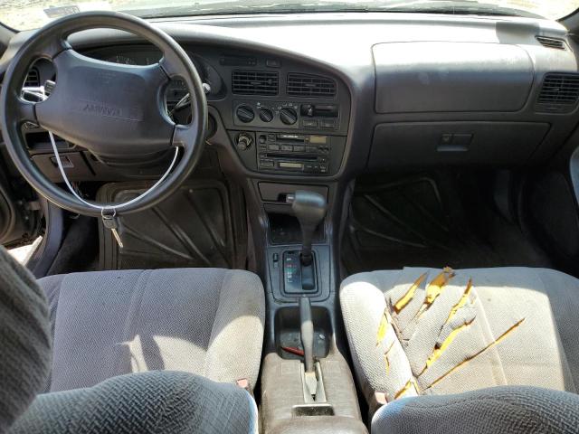 Photo 8 from auction – 1995 TOYOTA CAMRY LE with VIN 4T1SK12E7SU547744