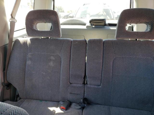 Photo 10 from auction – 1998 HONDA CR-V LX with VIN JHLRD2845WC014145