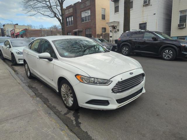 FORD FUSION S H 2015 with VIN 3FA6P0UU4FR261035 - Photo from auction