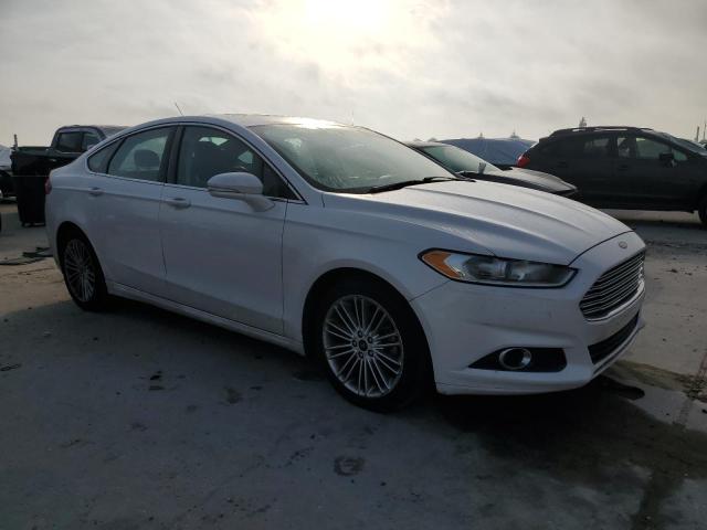 Photo 4 from auction – 2014 FORD FUSION SE with VIN 3FA6P0HD2ER118500