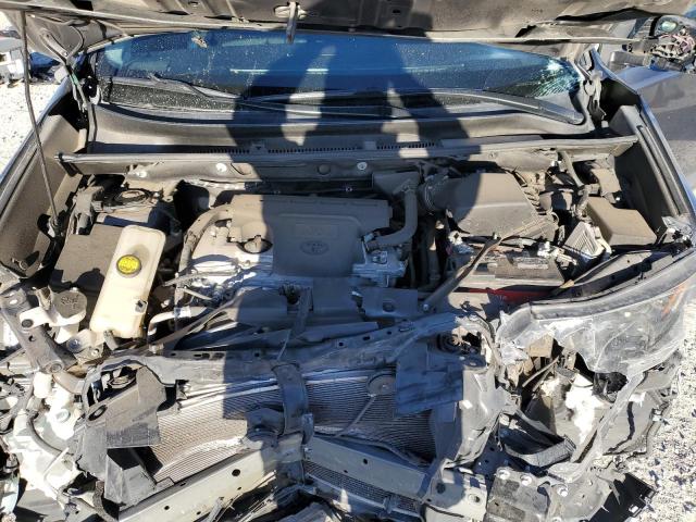 Photo 11 from auction – 2018 TOYOTA RAV4 LE with VIN 2T3ZFREV4JW515983