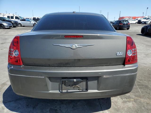 Photo 6 from auction – 2010 CHRYSLER 300 TOURIN with VIN 2C3CA5CV5AH254061