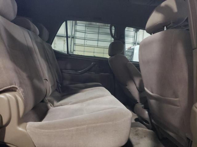 Photo 10 from auction – 2004 TOYOTA SEQUOIA SR with VIN 5TDZT34A94S215740
