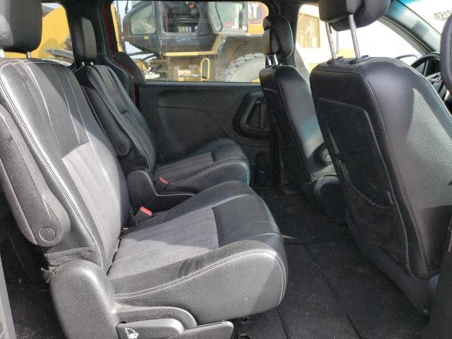 Photo 11 from auction – 2014 CHRYSLER TOWN & COU with VIN 2C4RC1HG2ER472249