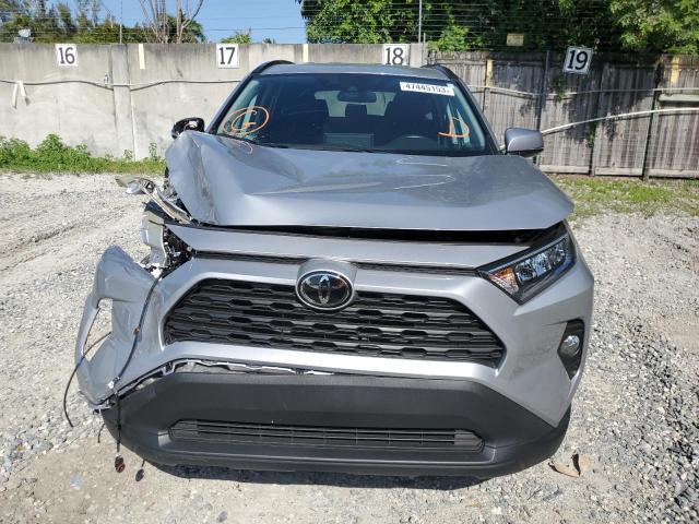 Photo 5 from auction – 2021 TOYOTA RAV4 XLE with VIN 2T3W1RFVXMW184623