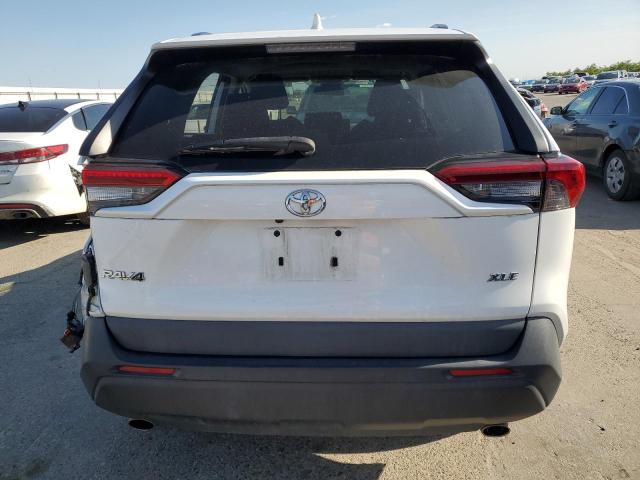 Photo 6 from auction – 2019 TOYOTA RAV4 XLE with VIN 2T3W1RFV8KW021014