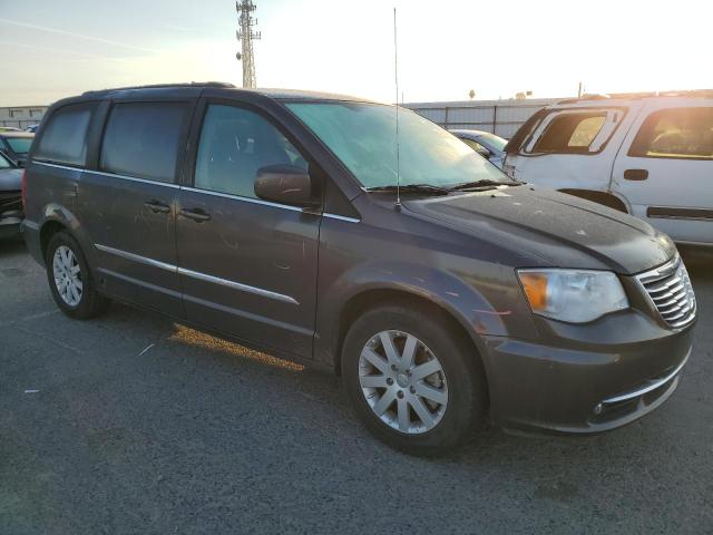 Photo 4 from auction – 2016 CHRYSLER TOWN & COU with VIN 2C4RC1BG5GR301071