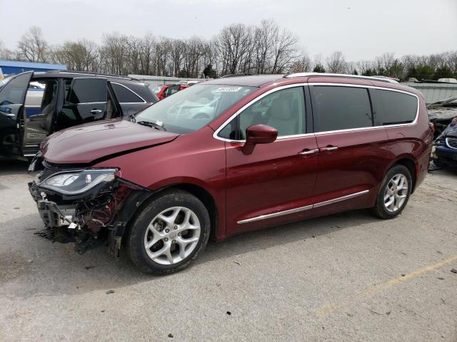 CHRYSLER PACIFICA T 2017 with VIN 2C4RC1EG3HR752612 - Photo from auction
