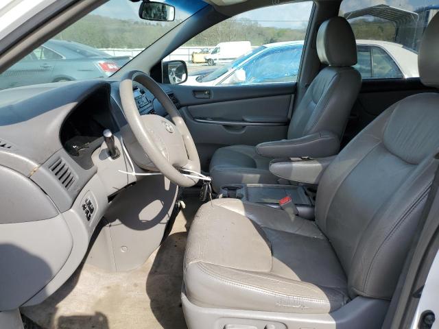 Photo 7 from auction – 2010 TOYOTA SIENNA CE with VIN 5TDKK4CC6AS321426