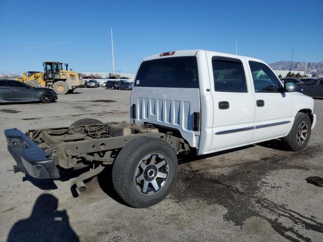 Photo 3 from auction – 2005 GMC NEW SIERRA with VIN 2GTEC13T851222631