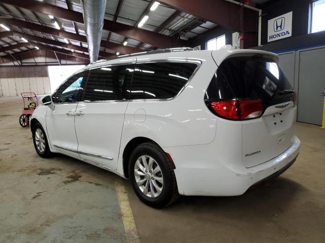 Photo 2 from auction – 2018 CHRYSLER PACIFICA T with VIN 2C4RC1BG8JR246090