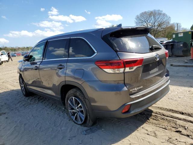 Photo 2 from auction – 2017 TOYOTA HIGHLANDER with VIN 5TDJZRFH4HS467569