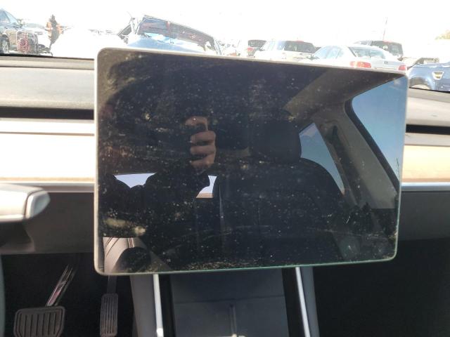 Photo 9 from auction – 2021 TESLA MODEL Y with VIN 5YJYGDEEXMF070073