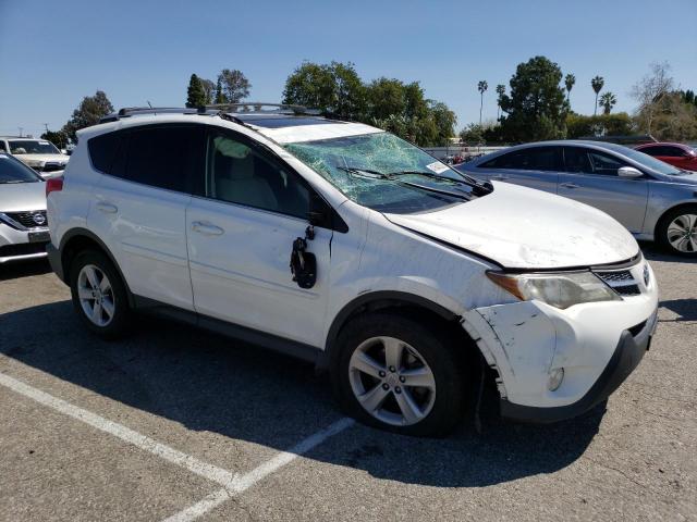 Photo 4 from auction – 2014 TOYOTA RAV4 XLE with VIN JTMWFREV5EJ007349