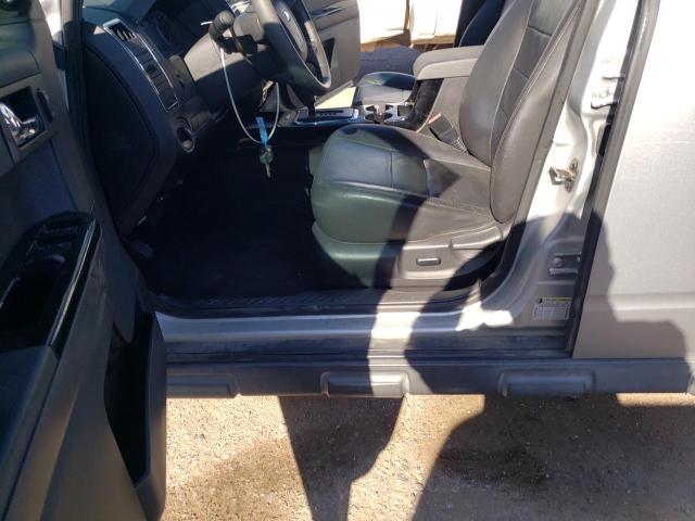 Photo 7 from auction – 2010 FORD ESCAPE LIM with VIN 1FMCU0EG2AKC05277
