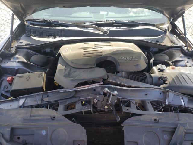Photo 11 from auction – 2018 CHRYSLER 300 LIMITE with VIN 2C3CCAEG8JH120114