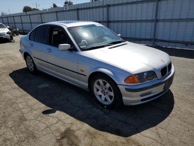 Photo 4 from auction – 1999 BMW 323 I AUTO with VIN WBAAM333XXFP60005