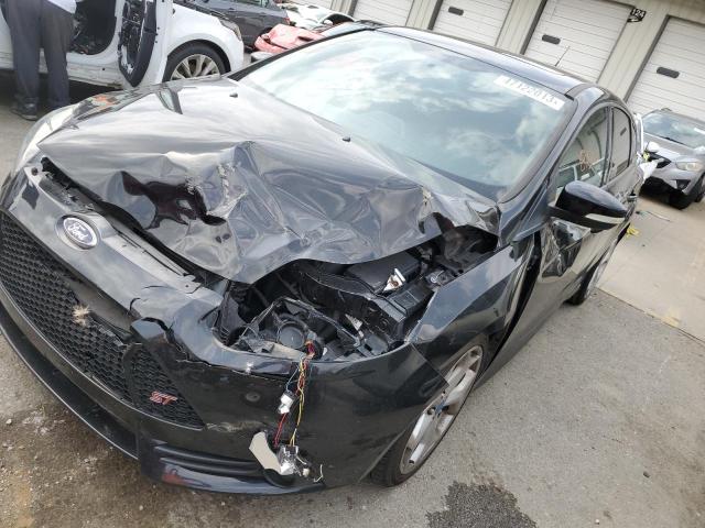 FORD FOCUS ST 2013 with VIN 1FADP3L95DL150110 - Photo from auction