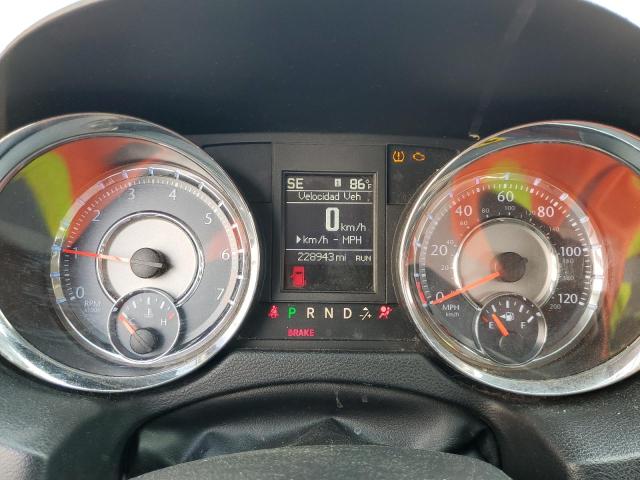 Photo 9 from auction – 2015 CHRYSLER TOWN & COU with VIN 2C4RC1BG3FR740591