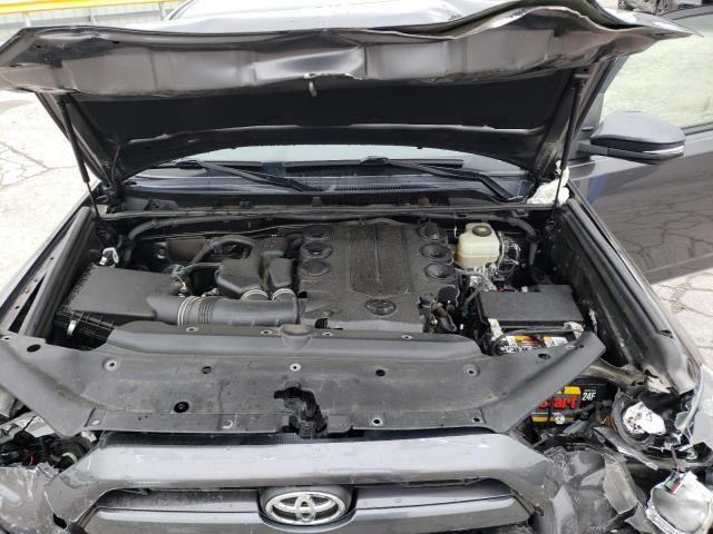 Photo 12 from auction – 2018 TOYOTA 4RUNNER SR with VIN JTEBU5JR6J5514068