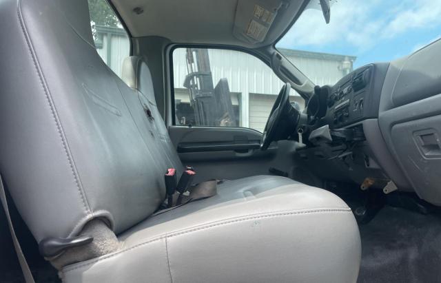 Photo 5 from auction – 2006 FORD F550 SUPER with VIN 1FDAF56P26ED90918