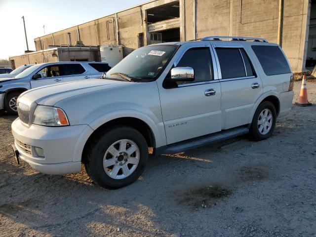 LINCOLN NAVIGATOR 2005 with VIN 5LMFU28505LJ06991 - Photo from auction