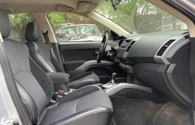 Photo 5 from auction – 2013 MITSUBISHI OUTLANDER with VIN JA4JT3AWXDU021110