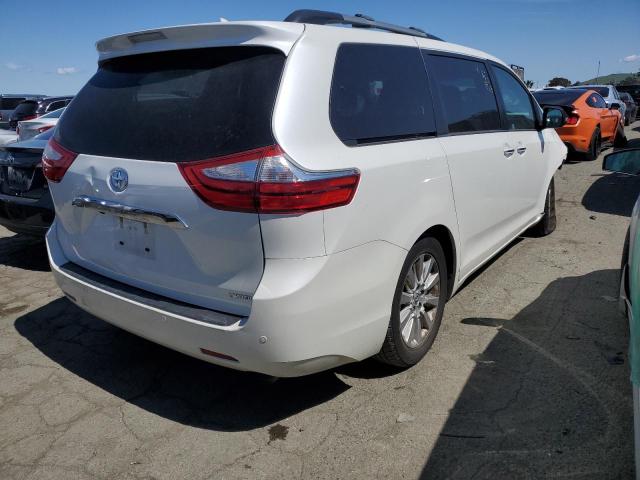 Photo 3 from auction – 2016 TOYOTA SIENNA XLE with VIN 5TDYK3DC2GS704002