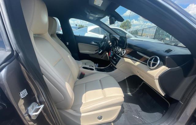 Photo 5 from auction – 2018 MERCEDES-BENZ CLA 250 with VIN WDDSJ4EB4JN570536