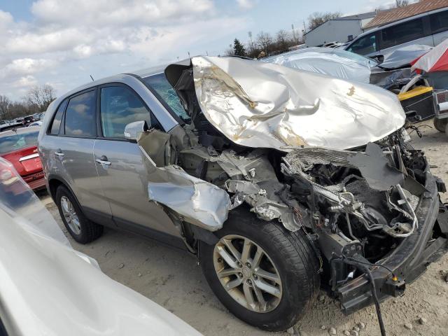 Photo 4 from auction – 2015 KIA SORENTO LX with VIN 5XYKT3A68FG597826