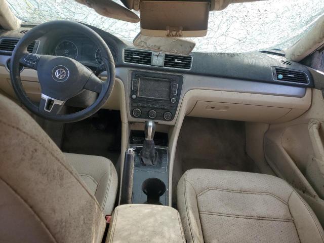 Photo 8 from auction – 2015 VOLKSWAGEN PASSAT S with VIN 1VWAS7A3XFC086793