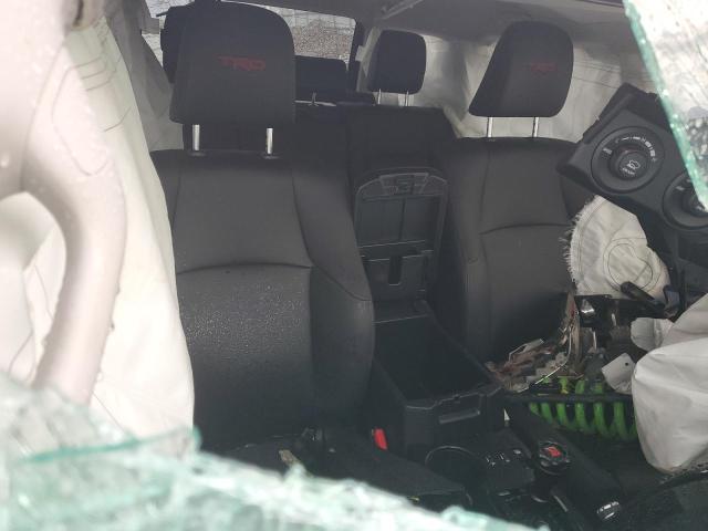 Photo 10 from auction – 2022 TOYOTA 4RUNNER SR with VIN JTERU5JR2N5977216