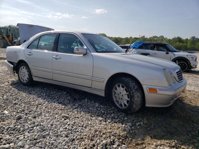 Photo 4 from auction – 2002 MERCEDES-BENZ E 320 4MAT with VIN WDBJF82J62X064866