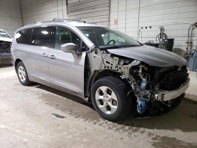 Photo 4 from auction – 2017 CHRYSLER PACIFICA T with VIN 2C4RC1EG0HR659398