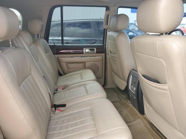 Photo 11 from auction – 2005 LINCOLN NAVIGATOR with VIN 5LMFU27585LJ07940